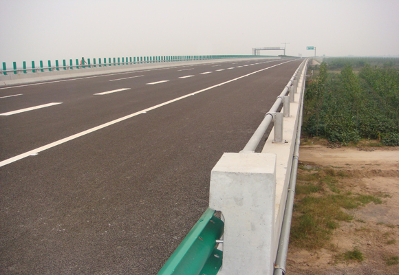 6、國(guó)家重點(diǎn)公路威烏線（S24）海陽(yáng)-即墨段高速公路工程項(xiàng)目